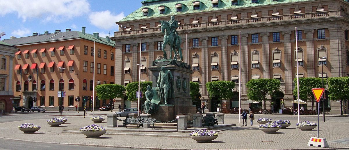 15 augusti hyllas Monica Z vid en gratiskonsert på Gustav Adolfs torg