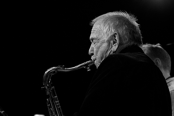 Gilbert Holmström